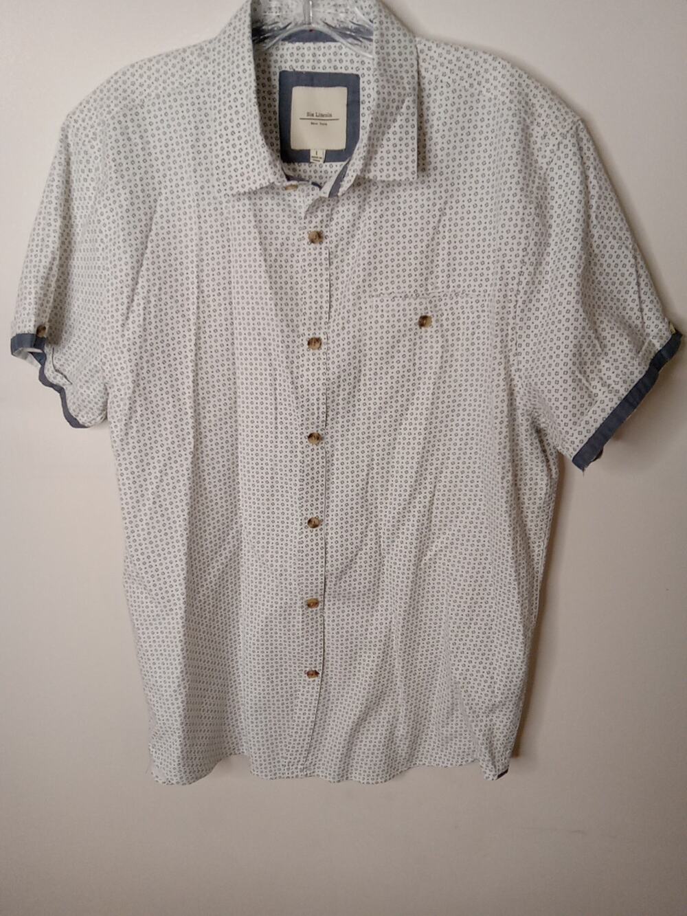 Six Lincoln New York Men’s Size Large Printed Short Sleeve Button Down Shirt